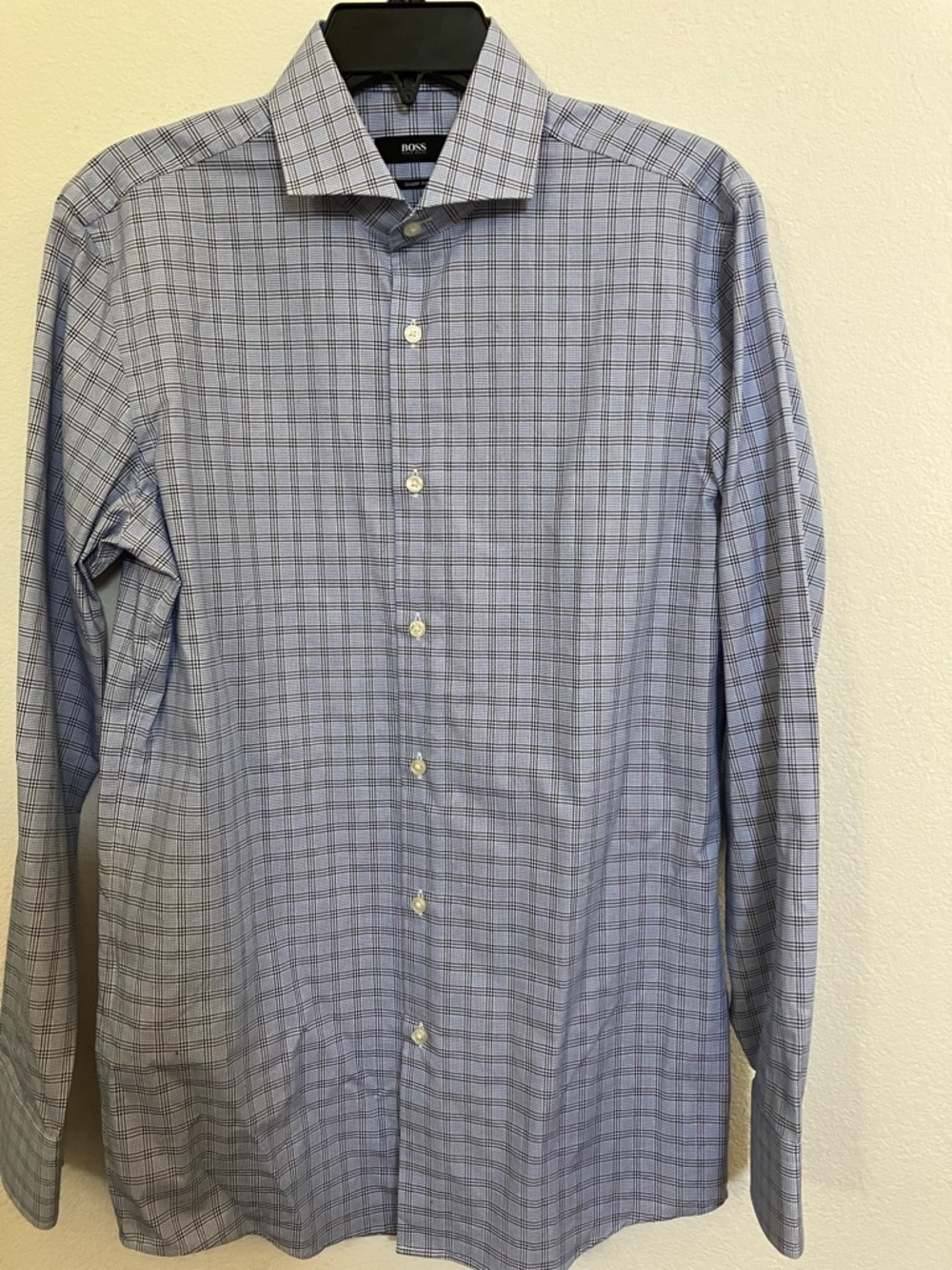 BOSS Men’s Dress Shirt with Windowpane Check sharp fit 15R US